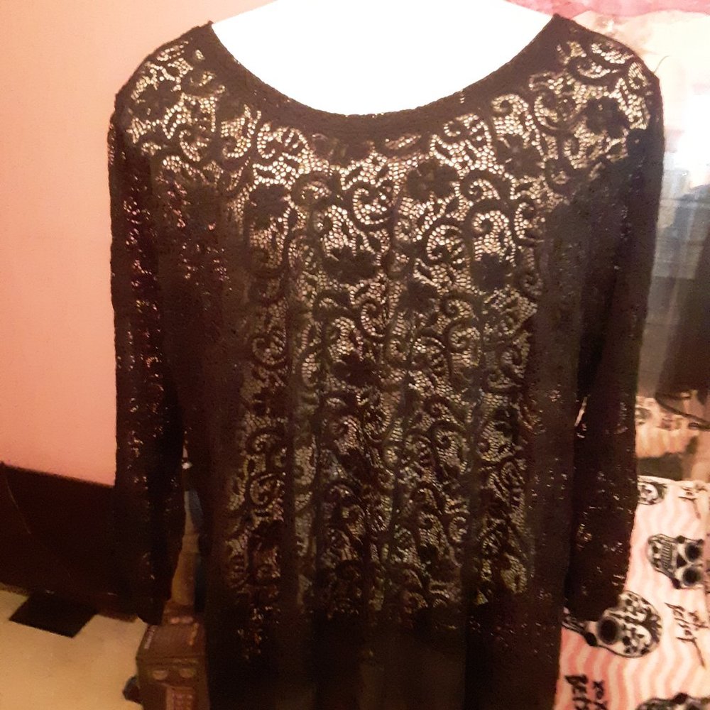 Lacey long blouse